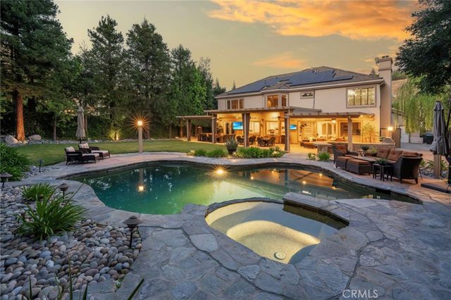5823 Reefton Court, Calabasas, CA 91302