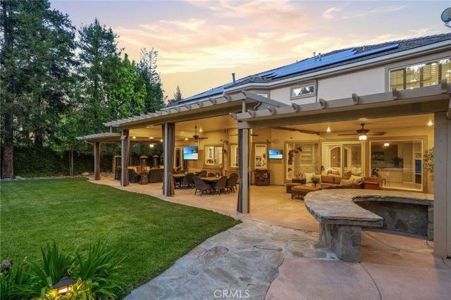 5823 Reefton Court, Calabasas, CA 91302