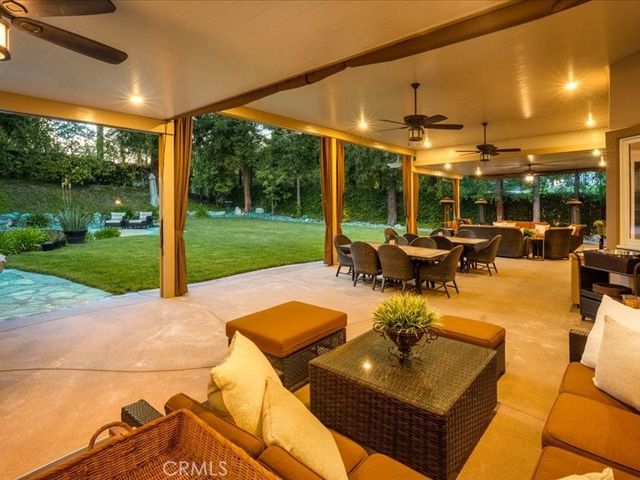 5823 Reefton Court, Calabasas, CA 91302