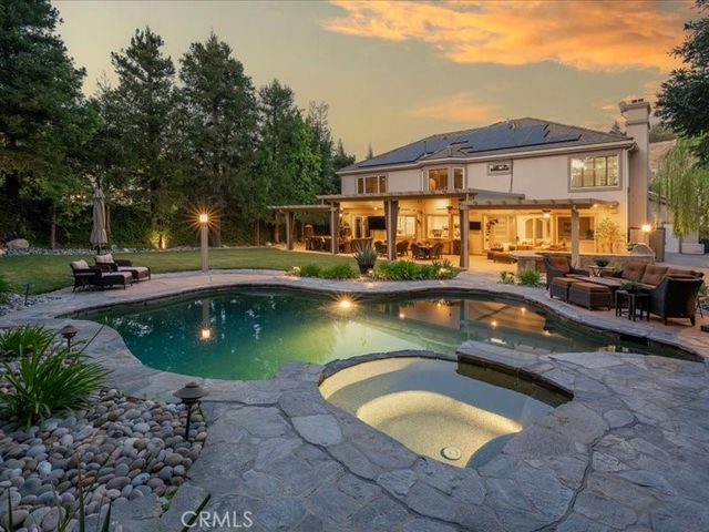 5823 Reefton Court, Calabasas, CA 91302