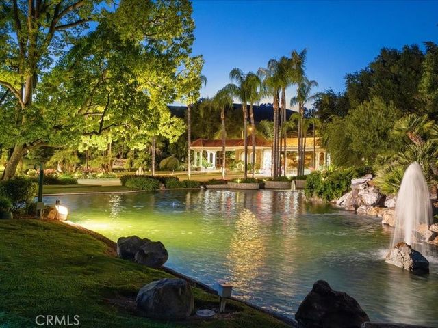 5823 Reefton Court, Calabasas, CA 91302