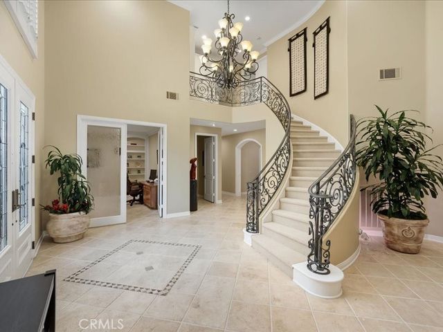 5823 Reefton Court, Calabasas, CA 91302