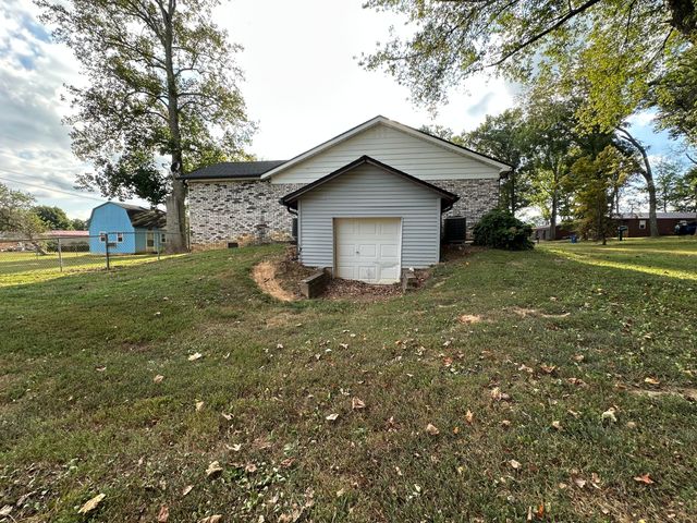 1910 Aldons Way, Somerset, KY 42503