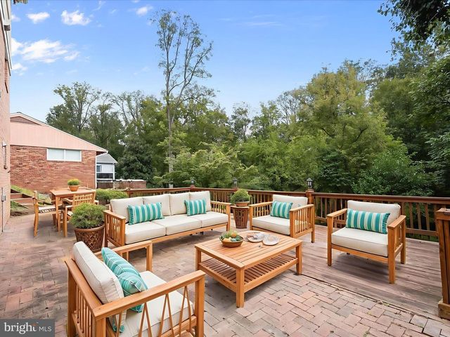 109 HILLSIDE RD, Baltimore, MD 21228
