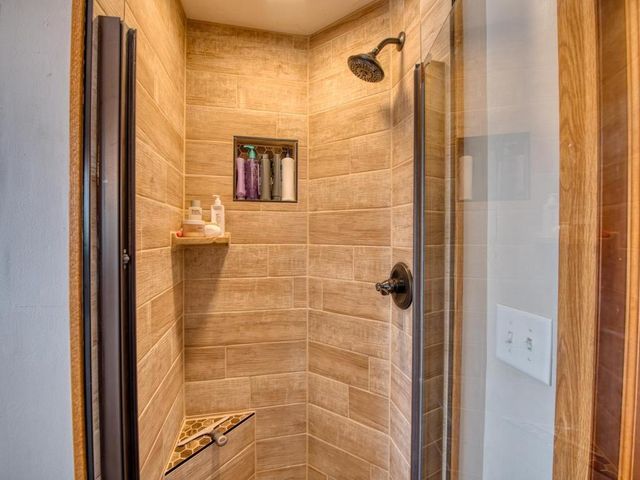 5801 12th Avenue S, Minneapolis, MN 55417