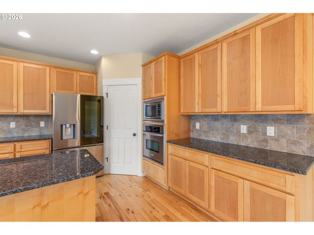 24706 Ne 117TH Ct, Battle Ground, WA 98604