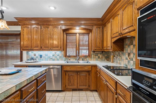 901 S 68Th Lane, Fort Smith, AR 72903