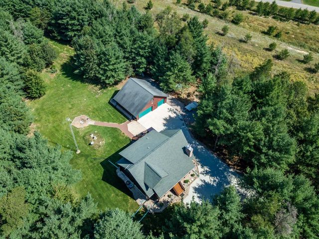 W5954 N Lake Drive, New Lisbon, WI 53950