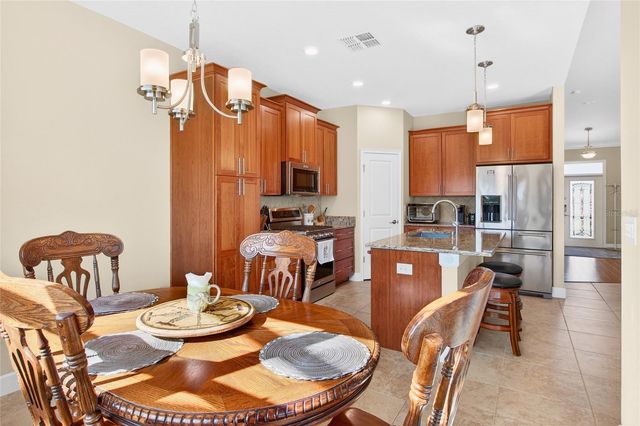 3863 BEDFORD AVENUE, Winter Haven, FL 33884