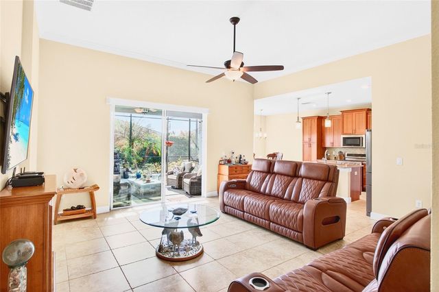 3863 BEDFORD AVENUE, Winter Haven, FL 33884