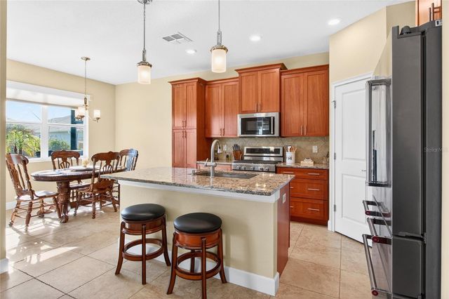 3863 BEDFORD AVENUE, Winter Haven, FL 33884