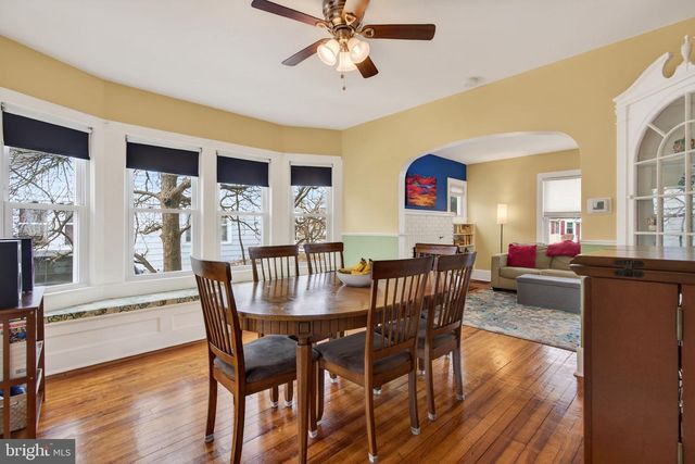 320 GLENWOOD AVE, Burlington, NJ 08016