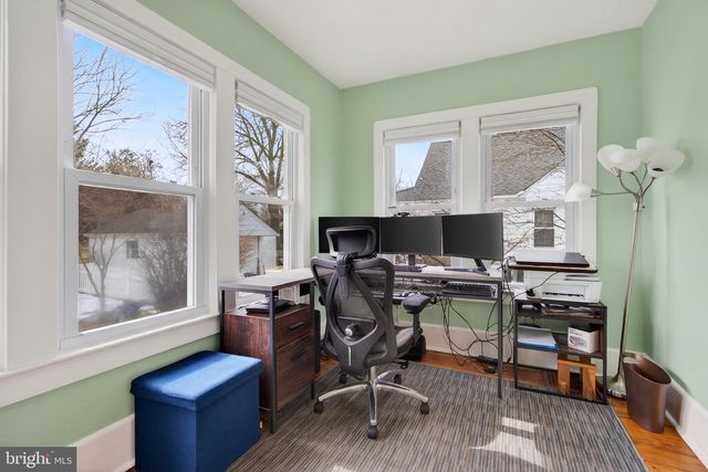 320 GLENWOOD AVE, Burlington, NJ 08016