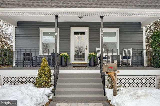 320 GLENWOOD AVE, Burlington, NJ 08016