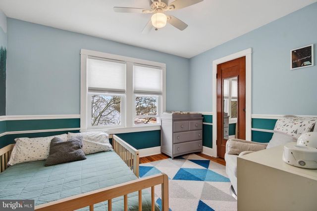 320 GLENWOOD AVE, Burlington, NJ 08016