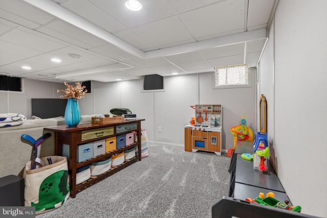 320 GLENWOOD AVE, Burlington, NJ 08016