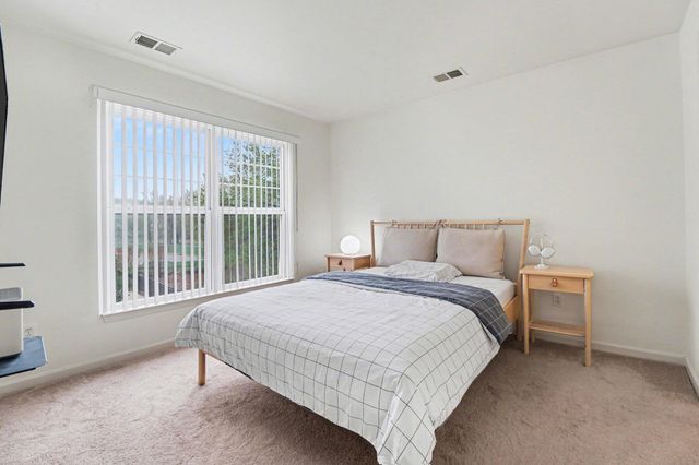 242 N Wixom Road, Wixom, MI 48393