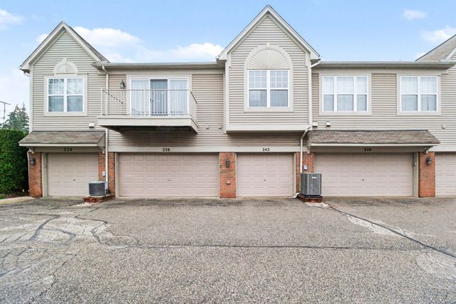 242 N Wixom Road, Wixom, MI 48393