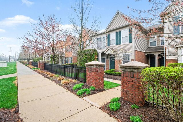 242 N Wixom Road, Wixom, MI 48393