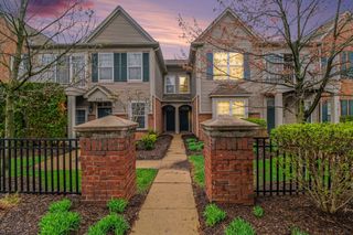 242 N Wixom Road, Wixom, MI 48393