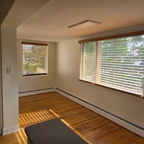 1817 W TOUHY Avenue 2E, Park Ridge, IL 60068