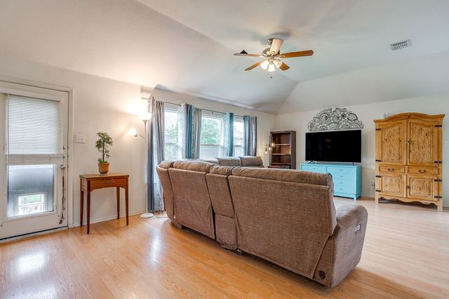 620 Horn Street, Crowley, TX 76036