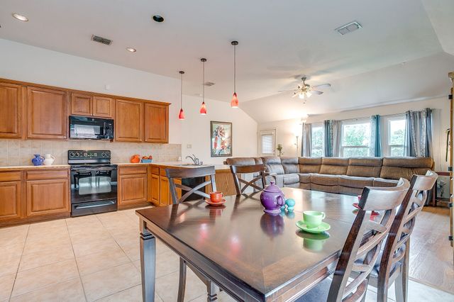 620 Horn Street, Crowley, TX 76036