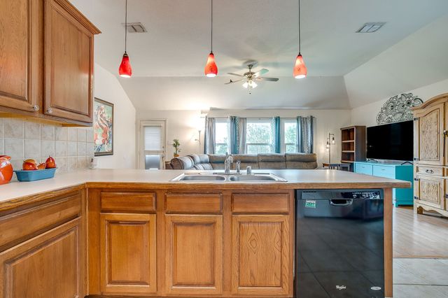 620 Horn Street, Crowley, TX 76036