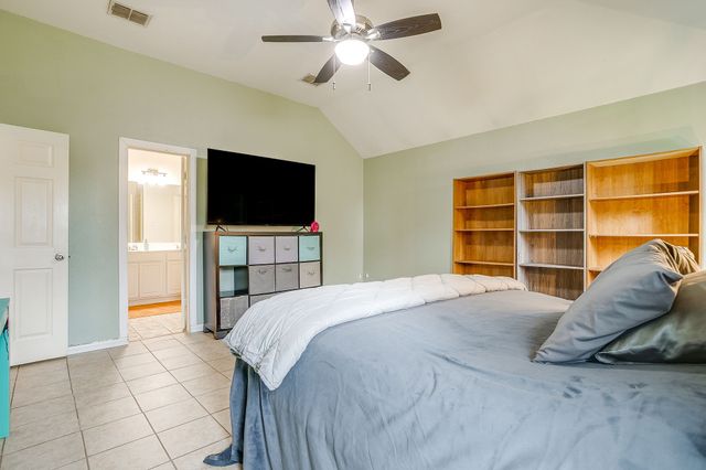 620 Horn Street, Crowley, TX 76036