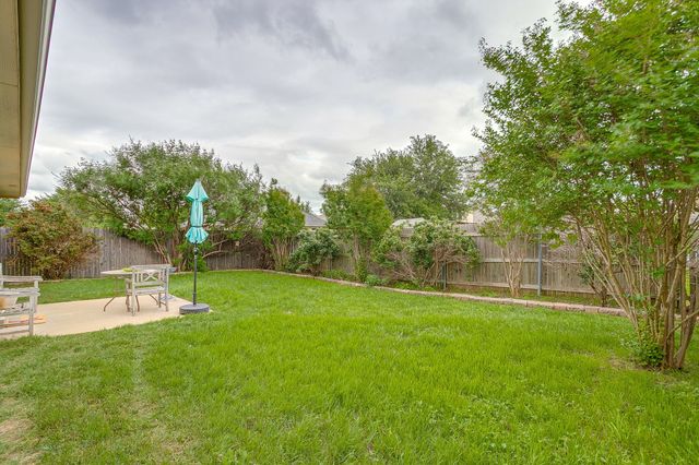 620 Horn Street, Crowley, TX 76036