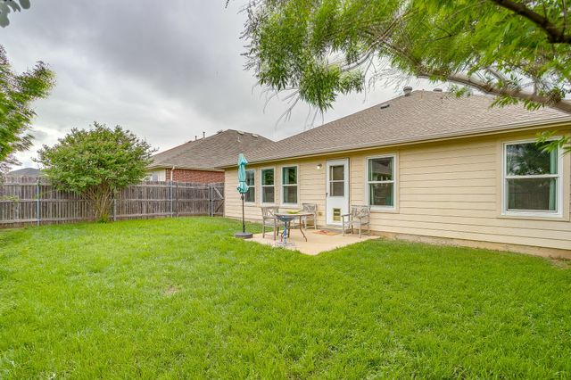 620 Horn Street, Crowley, TX 76036