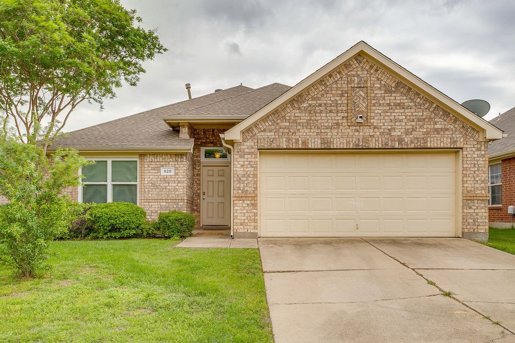 620 Horn Street, Crowley, TX 76036