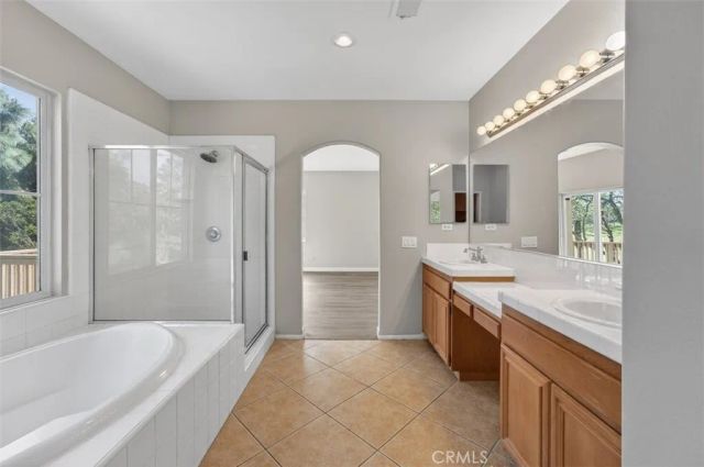 16498 Medinah, Fontana, CA 92336