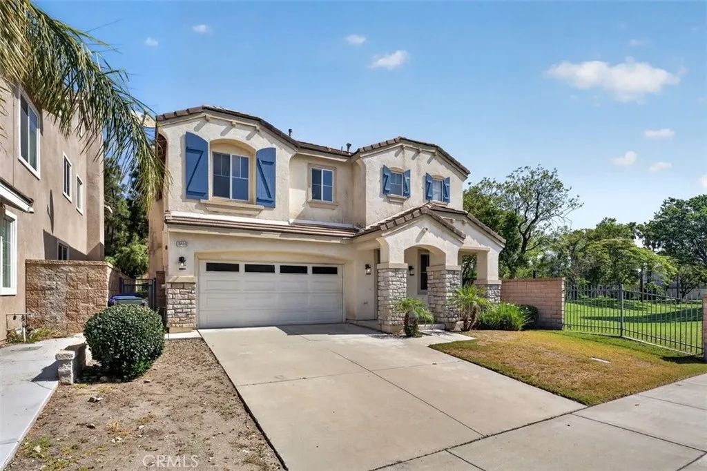 16498 Medinah, Fontana, CA 92336