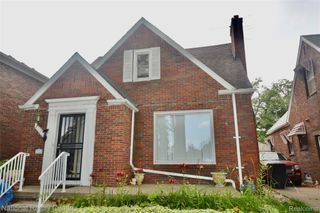 8267 Carlin Street, Detroit, MI 48228