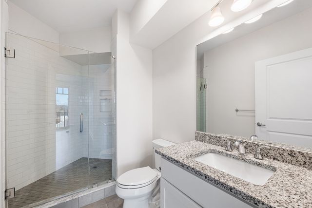 69 Foundry St 310, Wakefield, MA 01880