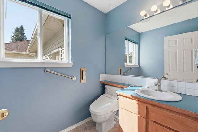 16520 N Dakota Ct, Spokane, WA 99208