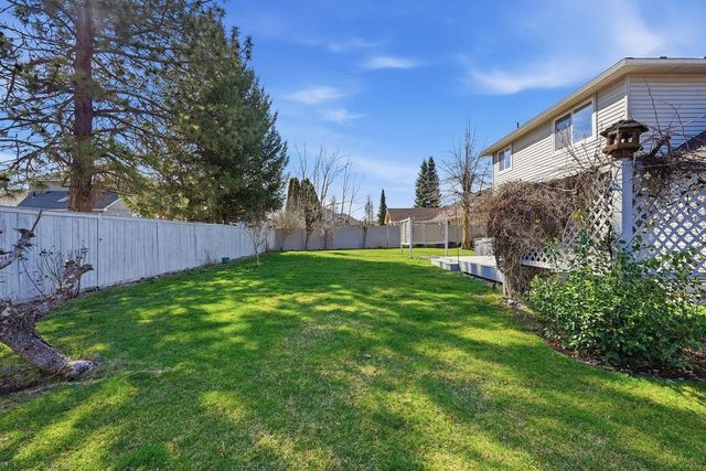 16520 N Dakota Ct, Spokane, WA 99208