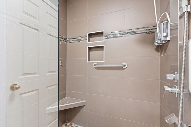 16520 N Dakota Ct, Spokane, WA 99208