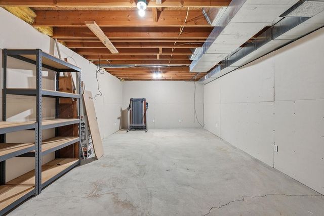 16520 N Dakota Ct, Spokane, WA 99208