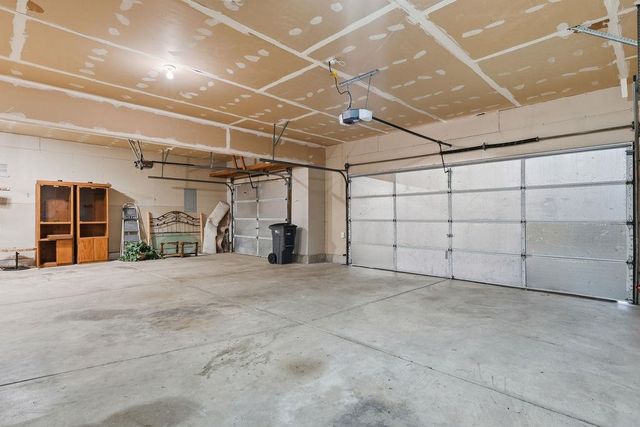 16520 N Dakota Ct, Spokane, WA 99208