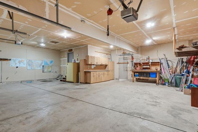 16520 N Dakota Ct, Spokane, WA 99208