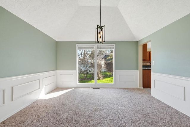 16520 N Dakota Ct, Spokane, WA 99208