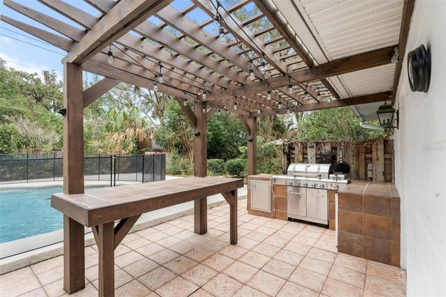 1411 NW 47TH TERRACE, Gainesville, FL 32605