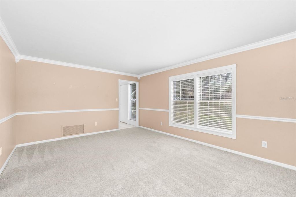 Image 11 of property listing at 1411 NW 47TH TERRACE, Gainesville, FL 32605