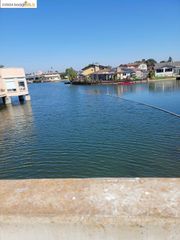 610 Grand, Alameda, CA 94501
