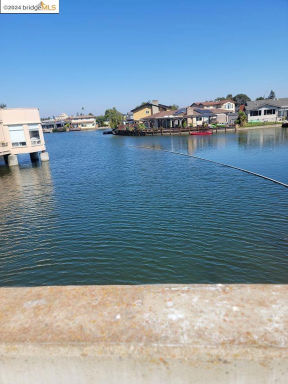 610 Grand, Alameda, CA 94501
