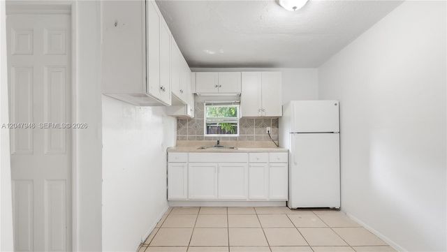 19200 NW 44th Avenue, Miami Gardens, FL 33055