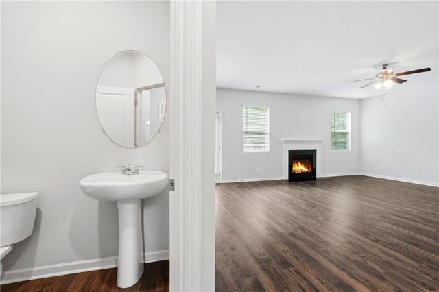 3132 Hawthorn Farm Boulevard, Loganville, GA 30052