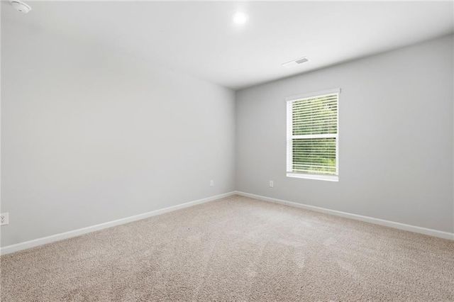 3132 Hawthorn Farm Boulevard, Loganville, GA 30052